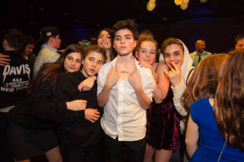 BAR MITZVAH EVENT PLANNER